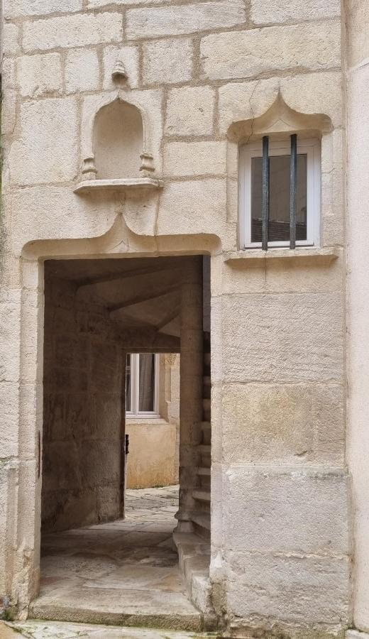 L'Ecrin Des Petits Bonheurs Apartment Dole Exterior photo